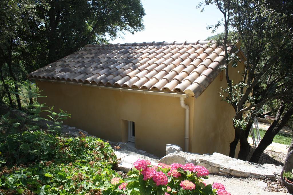 Hotel Mas De Courreges Saint-Hippolyte-du-Fort Exterior foto